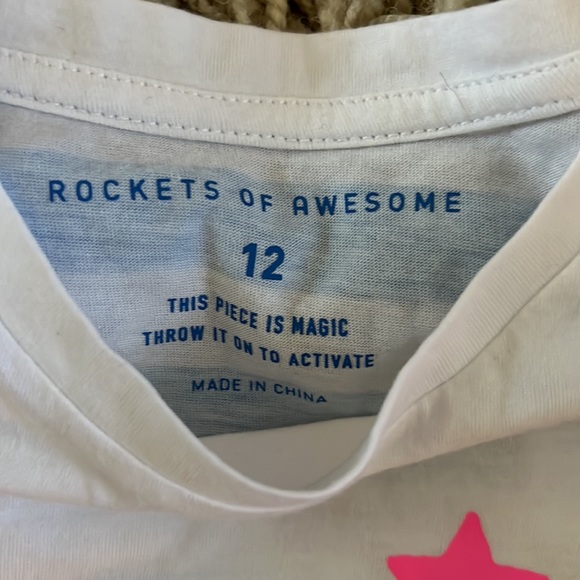 NWOT Rockets of Awesome fun tie T-shirt - Picture 2 of 3